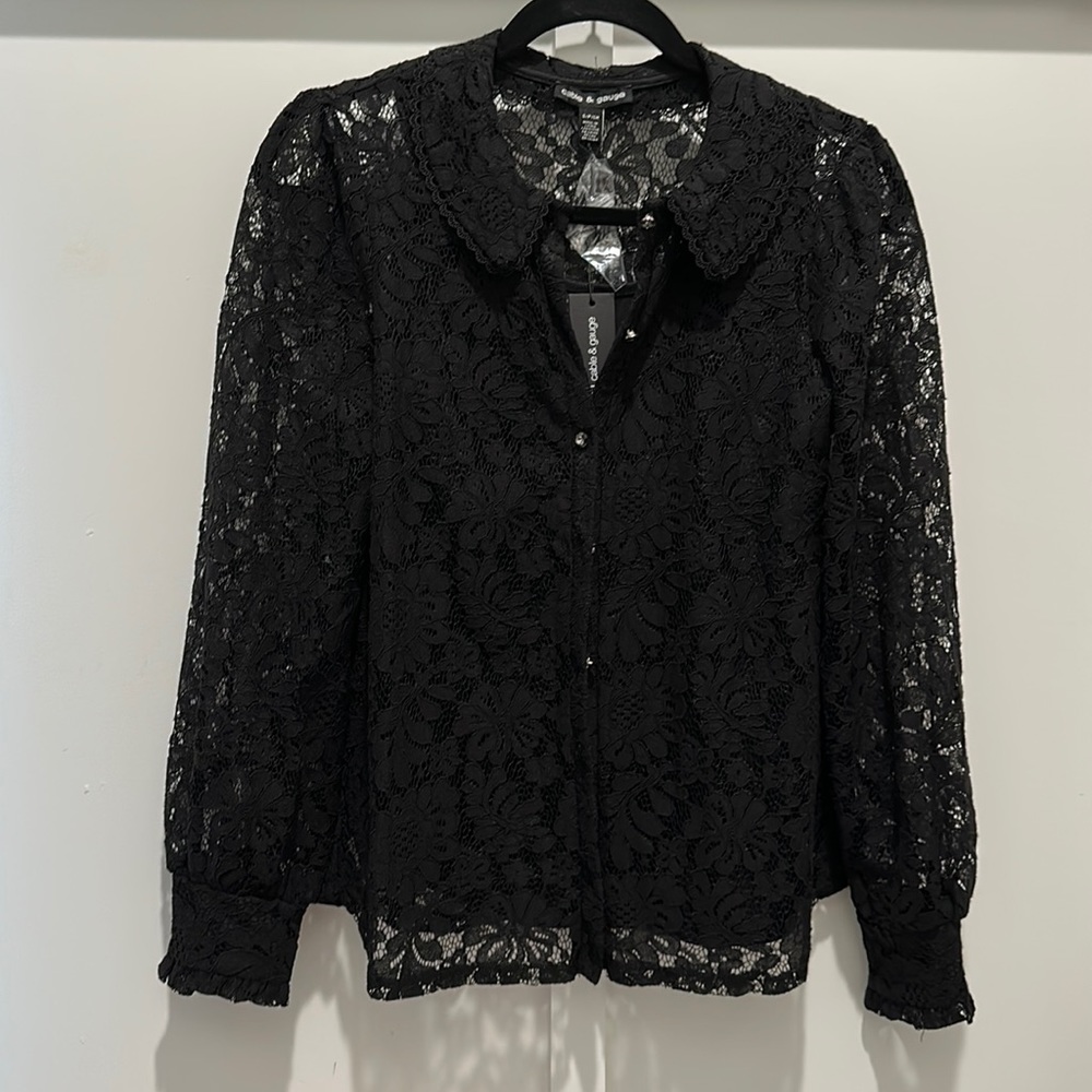 Cable & Gauge lace blouse NWT